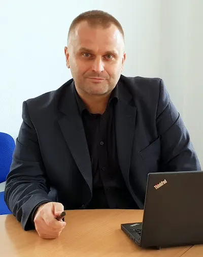 MEDIATOR.WAW.PL Jakub Świtluk